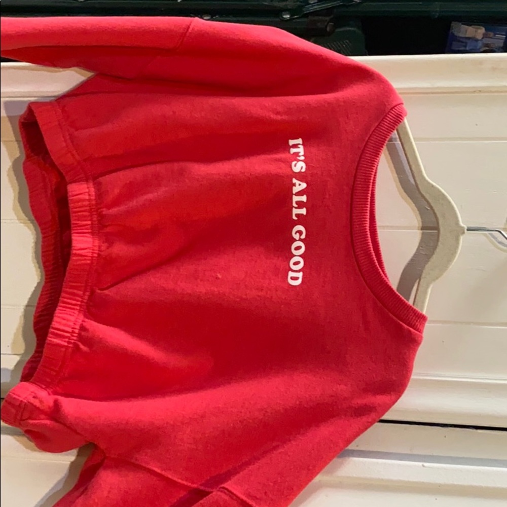 “It’s all good” red crop tee
